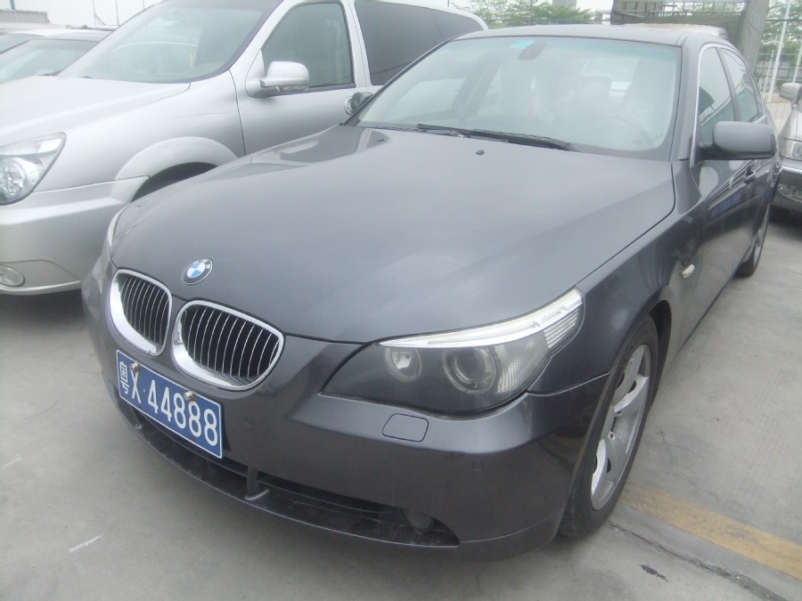 【第一次拍卖】粤x44888号宝马牌小轿车