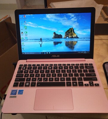 asus华硕e203na笔记本电脑怎么样质量行不行