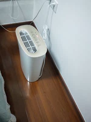 有人知道blueair空气净化器和IAM净化器哪个好?质量对比下?