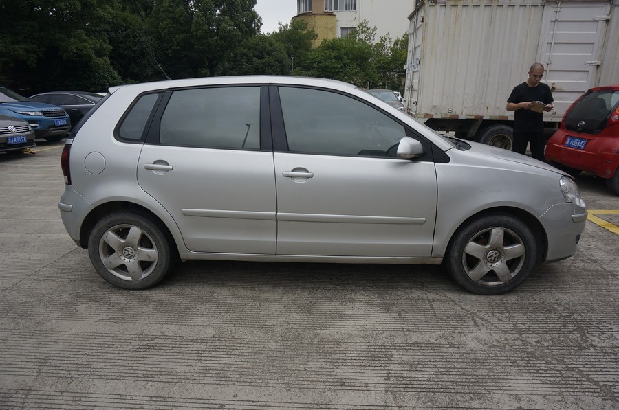 【第一次拍卖】浙j6ws58波罗牌svw7144brd小型轿车一辆