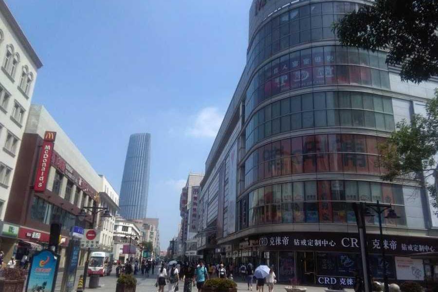 【第一次】天津和平区滨江道麦购休闲广场四楼独立商铺 197面积27平方