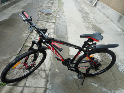 评价一下知道喜德盛山地车英雄380怎么样呢使用一个月喜德盛山地车