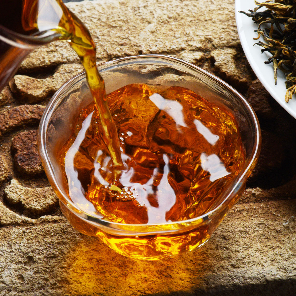 1斤 小金丝凤庆滇红茶 2018年明前头春