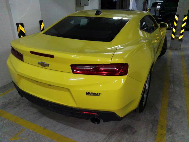 开利星空 雪佛兰科迈罗 2.0l汽油 黄黑 平行进口车lk04