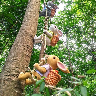速发庭院花园家居兔子爬绳树脂工艺装饰品吊摆壁挂件树木可爱生动