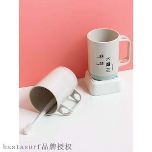 推荐Simple and creative mouthwash cup two-color couple brush