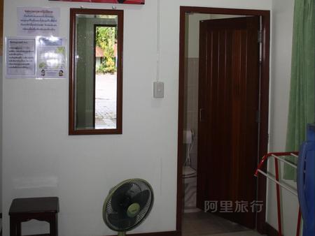 斯里瓦拉花园酒店