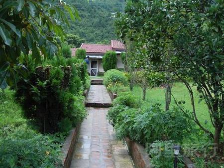新达克辛卡里村度假村