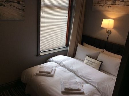 黑池酒店