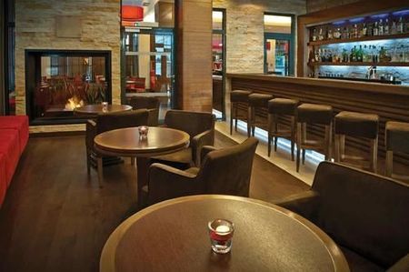 美居机场华沙酒店