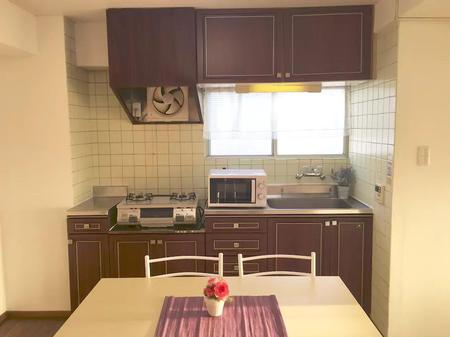 ZH 2 Bedroom Apartment near Ikebukuro 302