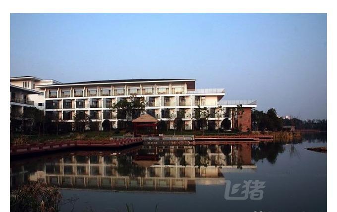 上饶龙潭湖宾馆