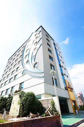 阿克洛美景酒店