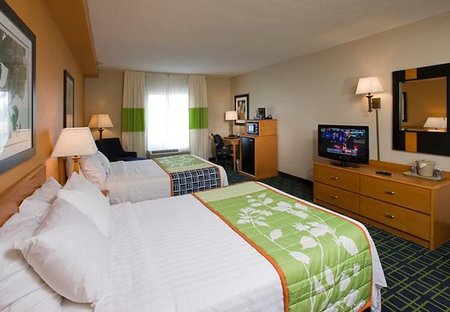 莱克星顿公园帕塔克森特河海军基地 Fairfield Inn 酒店