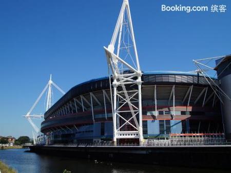Cardiff Bay View Apartment