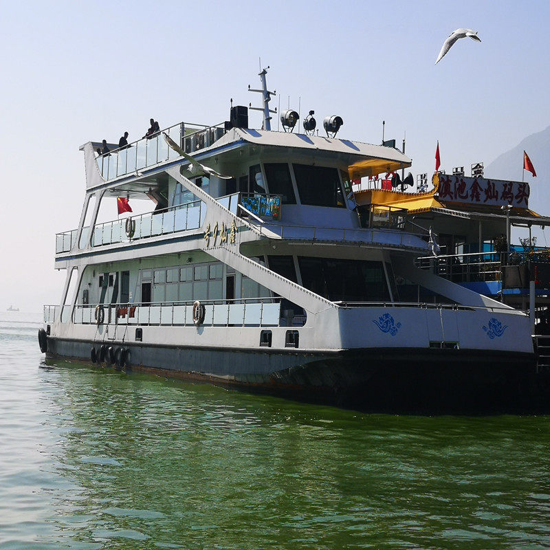 [滇池-滇池大游船]滇池游船1号游船 鑫灿码头上船