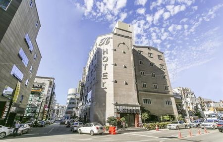 蔚山 H 酒店