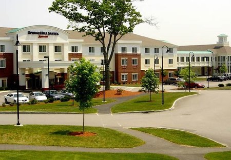 德文斯通用活动中心 SpringHill Suites 酒店
