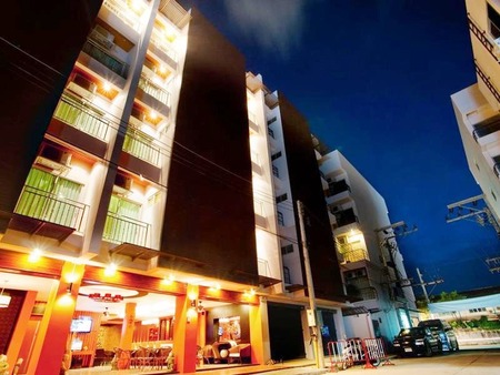 巴东德瓦套房酒店