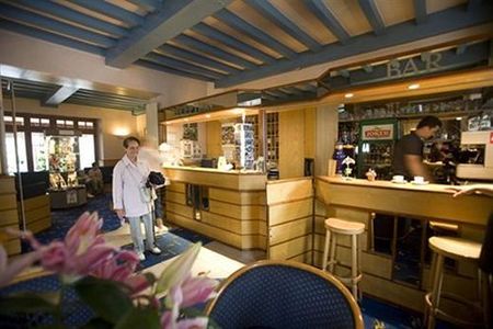 德讷韦尔酒店