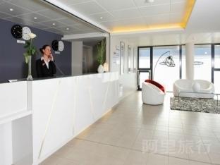凯利德芬斯公寓式酒店