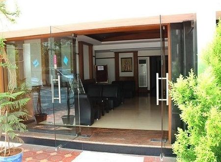 西方公寓酒店