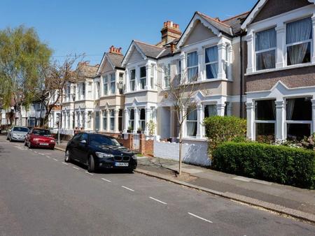 Veeve温布尔登哈福洛克路4床别墅