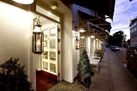 基督教四酒店