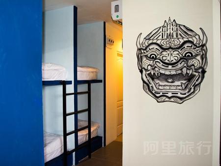 九号西隆酒店