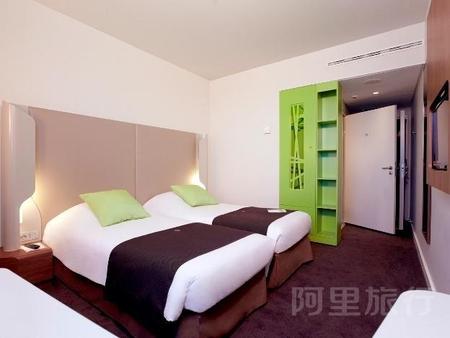 比得哥什钟楼酒店