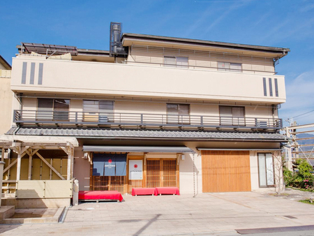 里夫兰若卡酷日式酒店