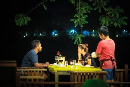 查瓦兰河景度假村