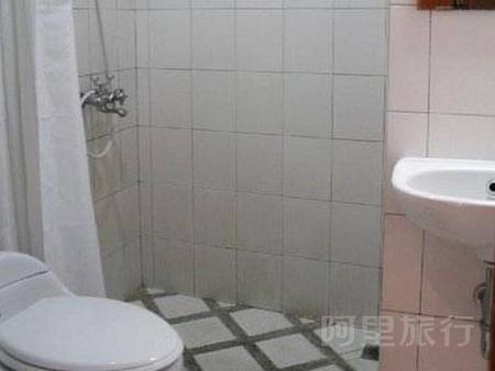 鲁马赫阿斯里宾馆