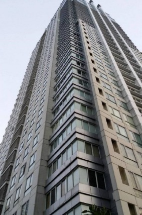 苏迪曼哈里斯套房酒店