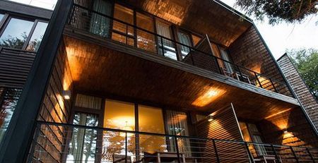 Uman Lodge 旅馆