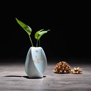 手绘南笙青瓷小花瓶 陶瓷手工花器 花艺插花桌面饰品 摆件艺术品
