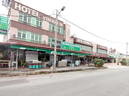 怡保18站酒店