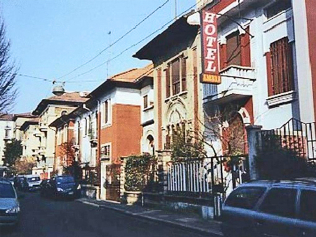 安博拉酒店