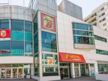 多伦多速8酒店