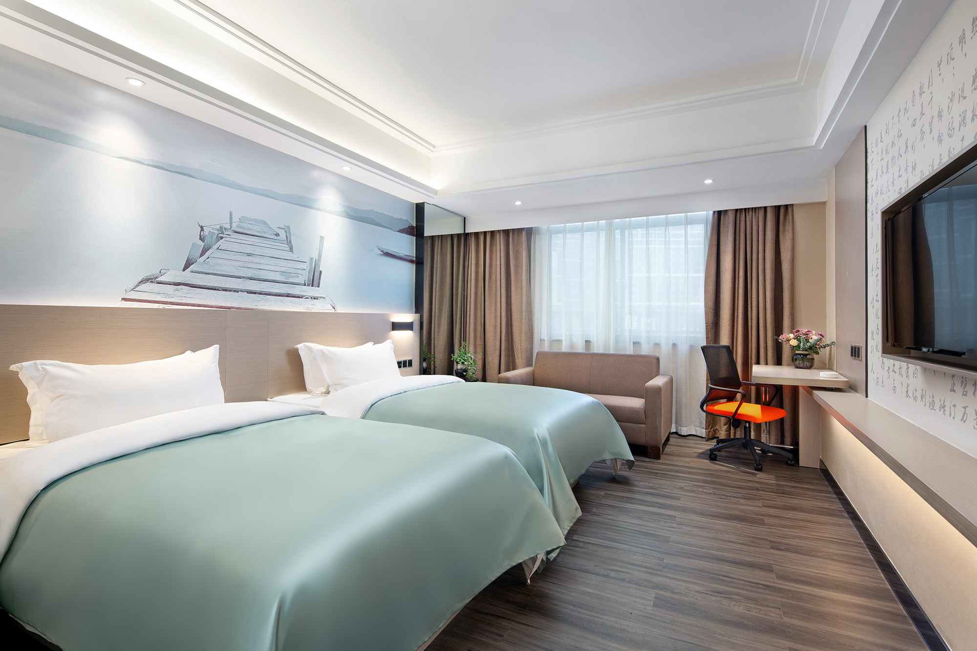 后客轻奢酒店(岳阳步行街店)轻享舒适双床房