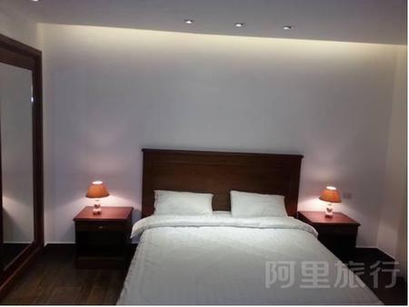 卡塔尔纳达套房酒店