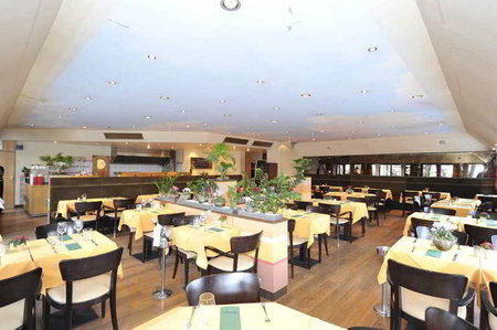 广场公园酒店