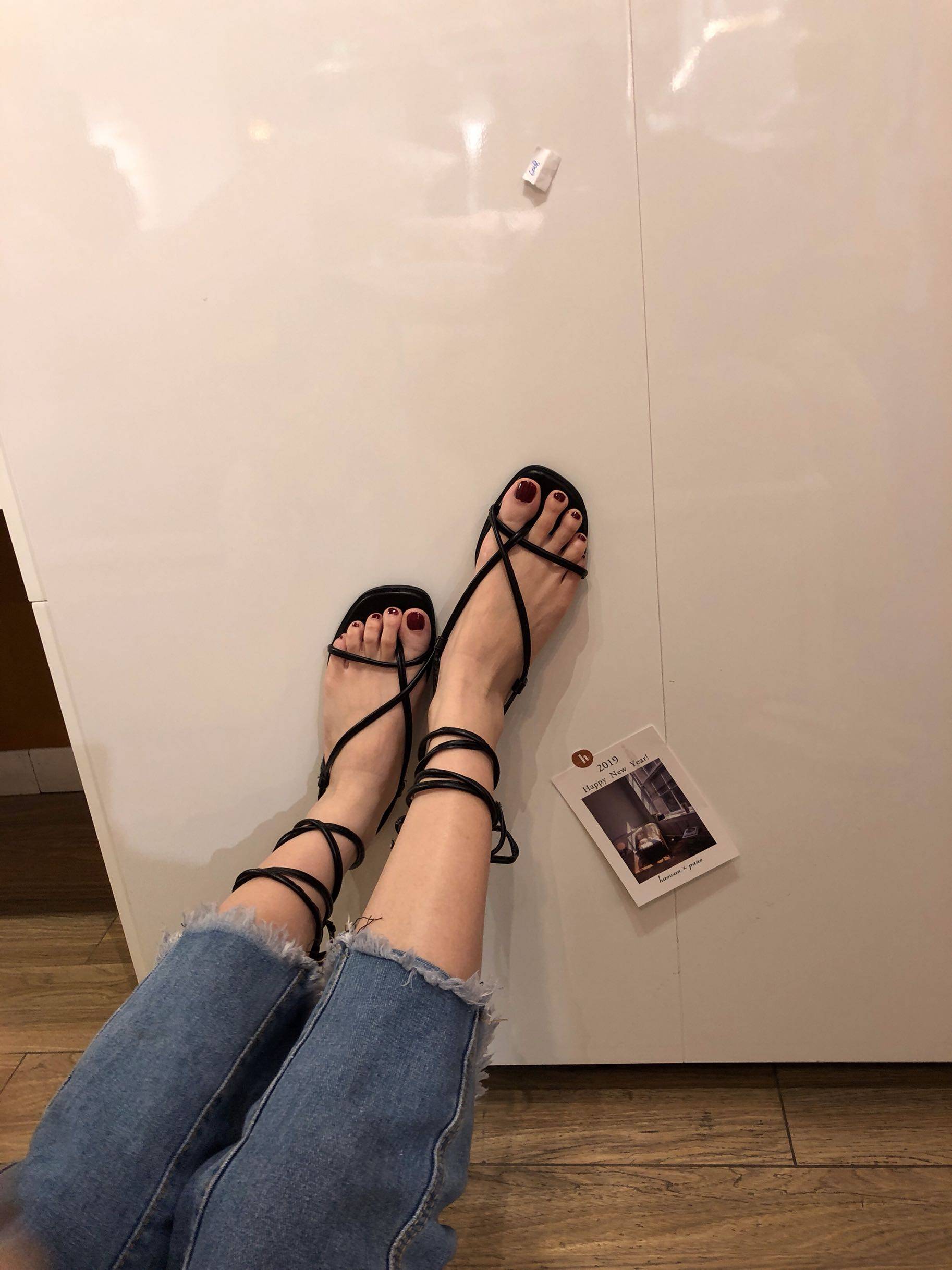 实拍 实价ch百搭交叉绑带平底鞋夹脚凉鞋鞋女