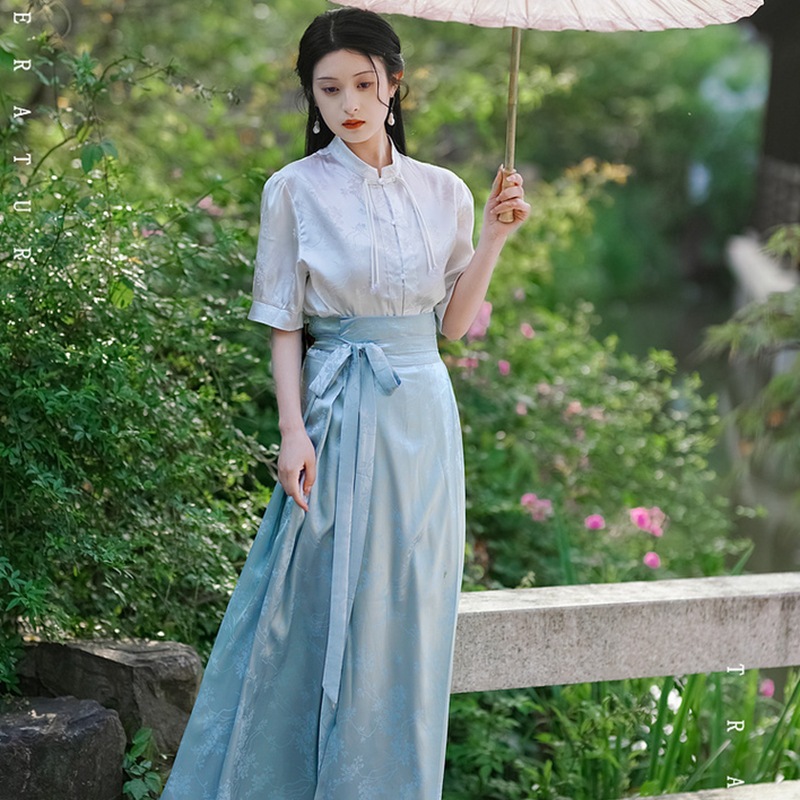 新中式中国风提花缎面流苏钉珠短袖上衣一片式系带马面裙淑女套装