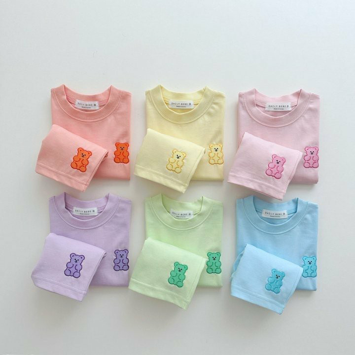 韩国童装23夏款儿童可爱多彩小熊短袖套装DailyBebe 纯棉刺绣