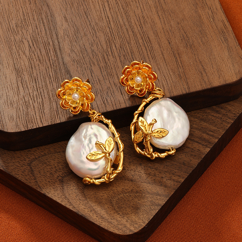 法式复古宫廷风巴洛克天然珍珠耳环轻奢级铜镀18k花朵珍珠耳饰