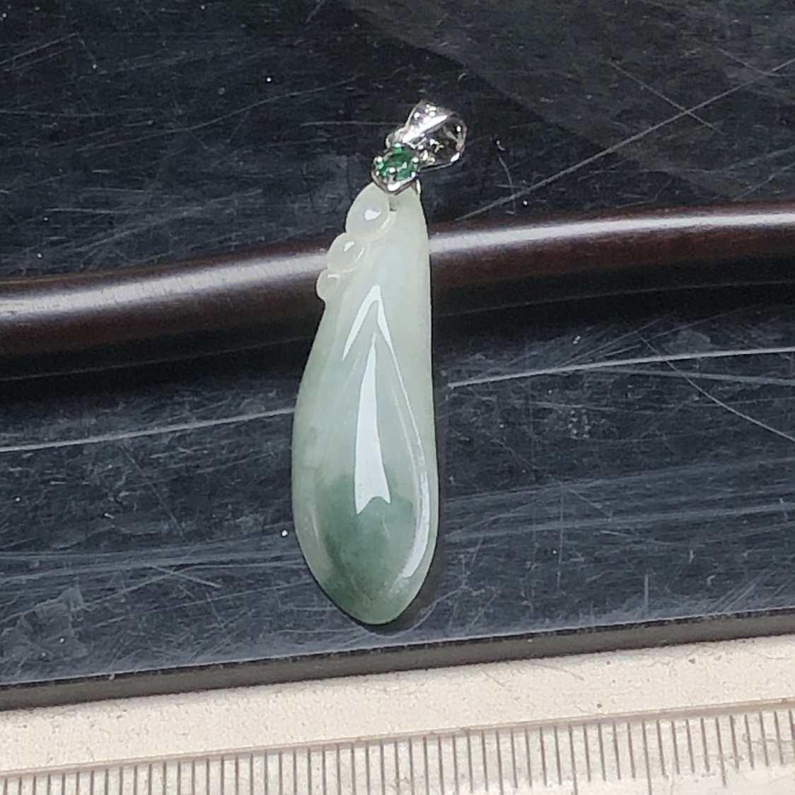 冰种隆慈缘翡翠缅甸源头直发蓝花玉兰花吊坠玉花颈饰