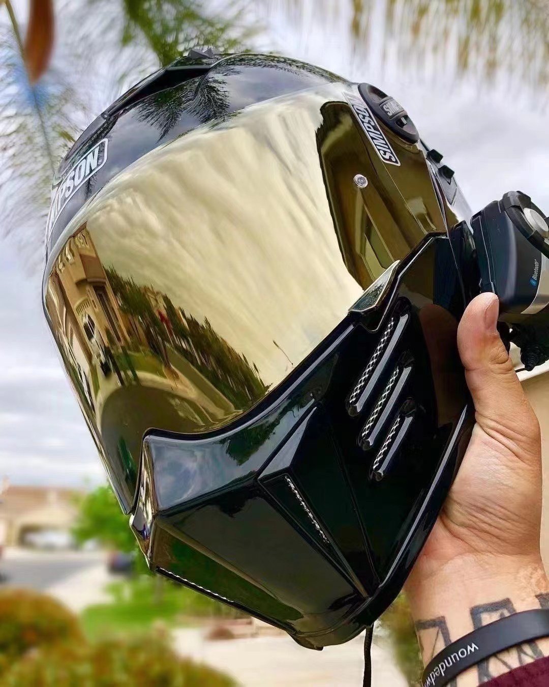 现货simpson辛普森碳纤维揭面哈雷风格匪帮头盔印第安电动车头盔