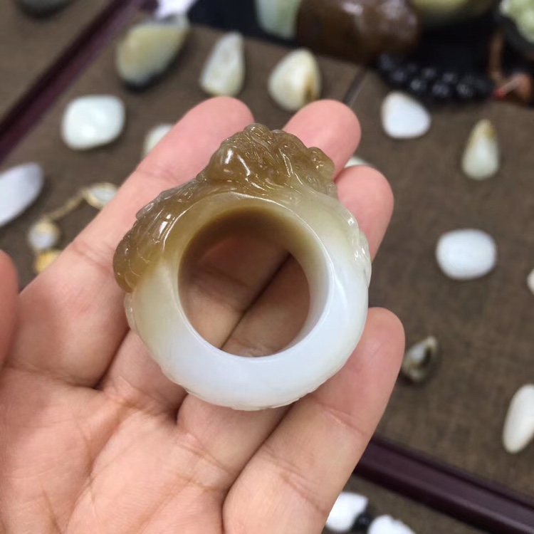 且末新疆和田糖玉羊脂吊坠指环扳指手饰