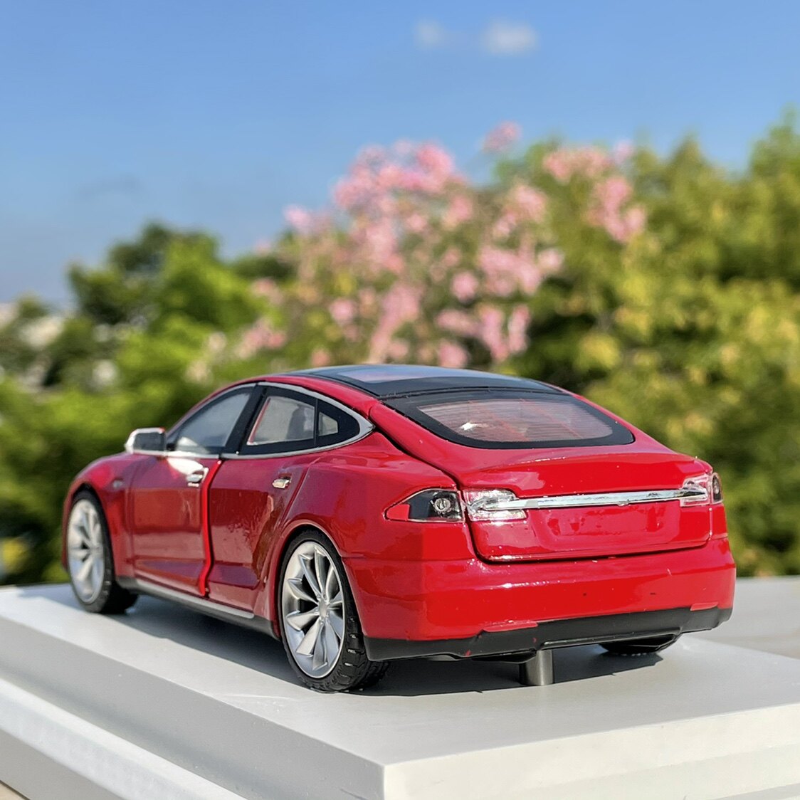 特斯拉model合金汽车模型精致展示火车